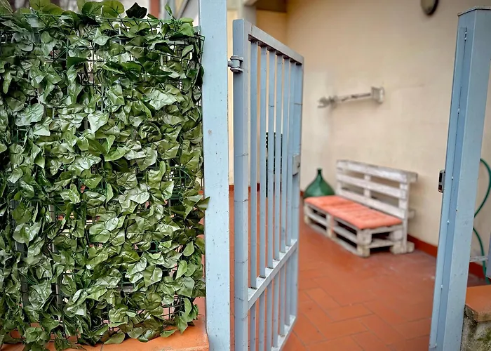 Bflorence, Bilocale Piano Terra Con Resede Privato Centro Storico Apartment Florence